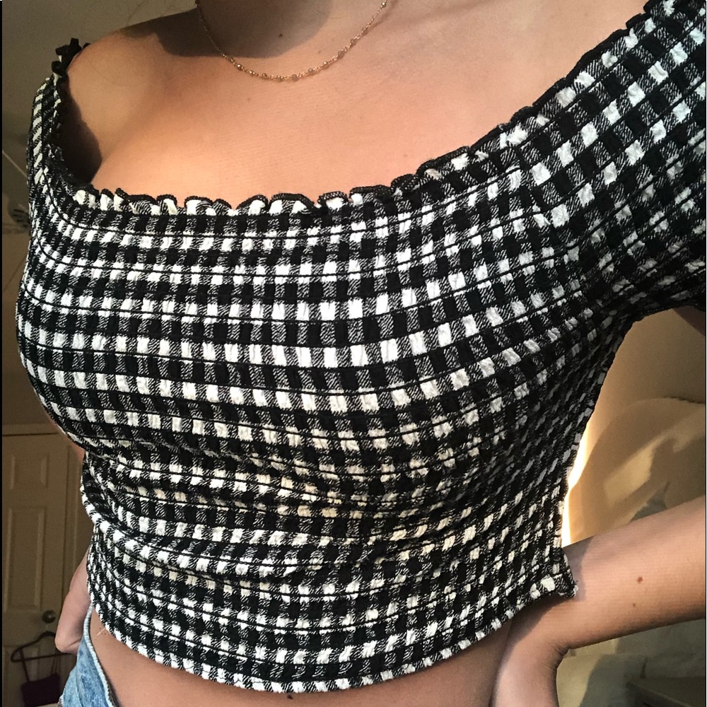 Kendall and Kylie off the shoulder tee